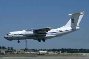 Ilyushin Il-76M, jenis pesawat yang ditembak jatuh di Ukraina.