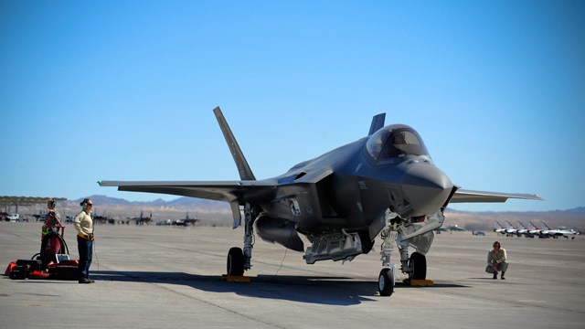 f-35 e