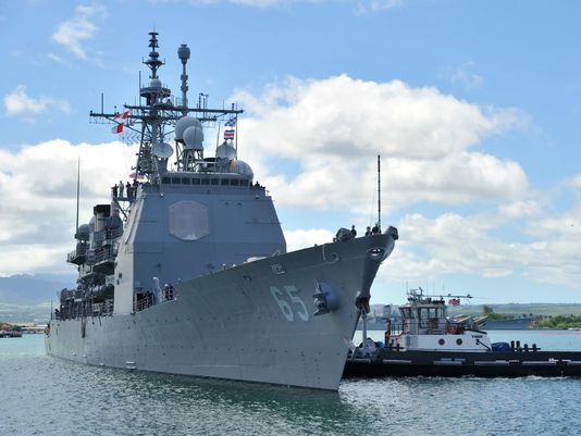 Kapal Penjelajah USS Chosin 