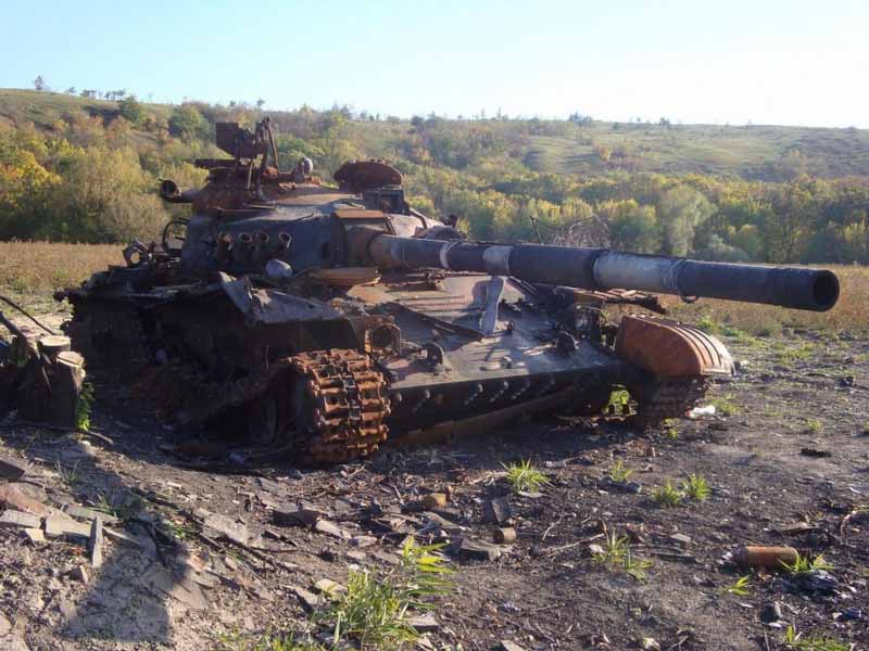 destroyedtanks011-40