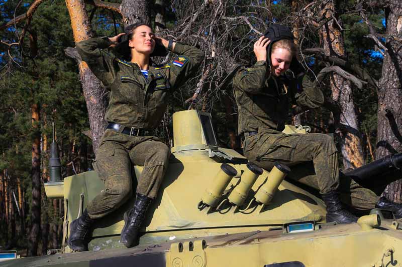 Female cadets of Russia's Ryazan Airborne School.