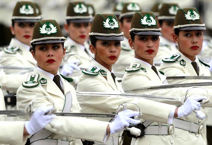 Female police officers participate in a military parade in Santiago on the 205th anniversary of Chile's independence. September 19, 2015.