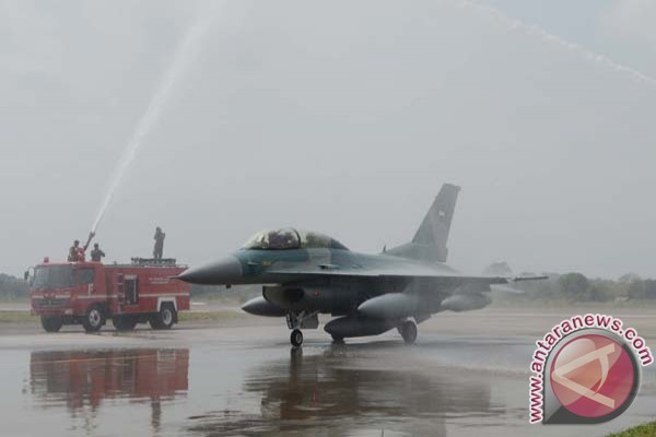 3 F-16 Baru Langsung Bergabung dengan TNI AU