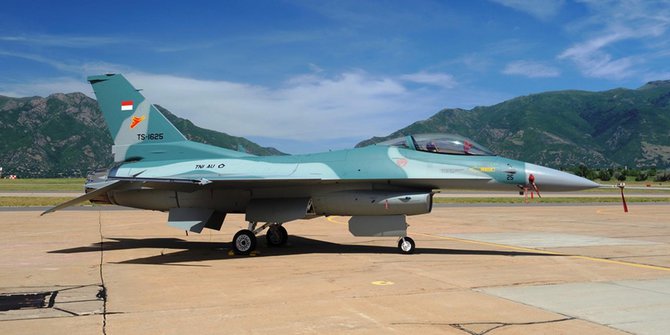 Penerbangan 3 F-16 C/D 52ID Indonesia Tertunda