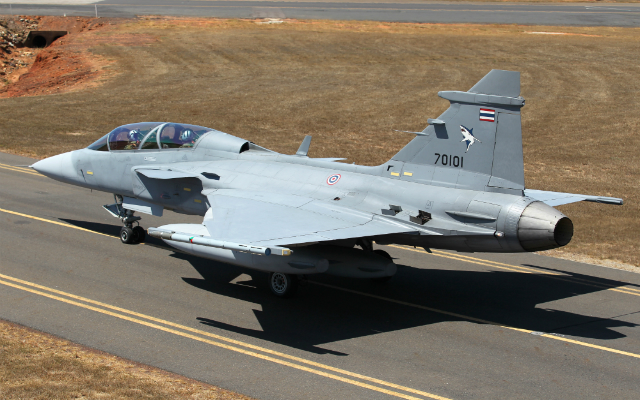 Foto-foto Gripen Thailand di Misi Jarak Jauh Pertama