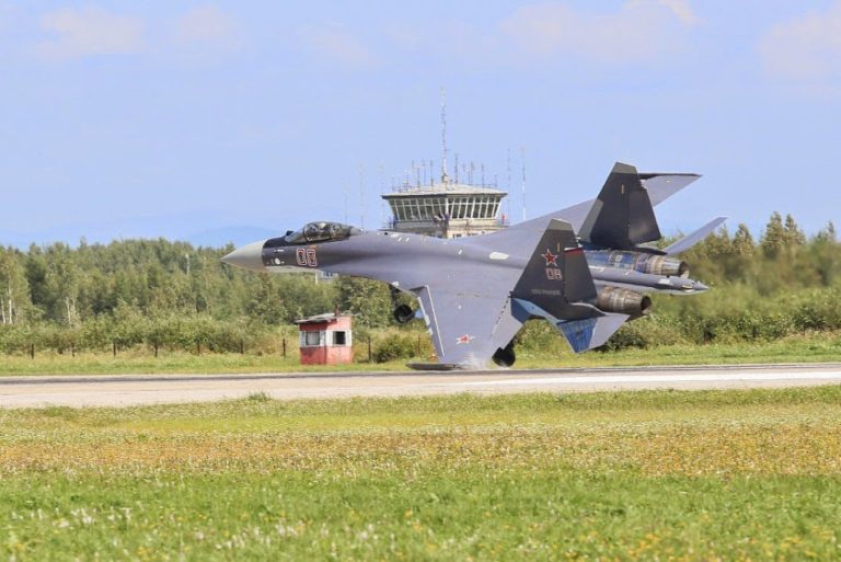 Take Off Jurus Dewa Mabuk Su-35