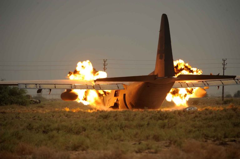 Bummm…C-130 Hercules Meledak