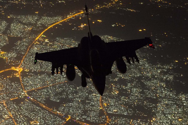 Aksi Malam Pertama Rafale di Irak