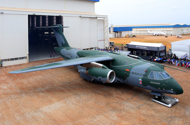 Inilah Prototip Pertama Embraer KC-390