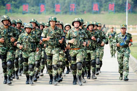 China Diprediksi Kirim 100.000 Tentara untuk Gebuk  Xinjiang