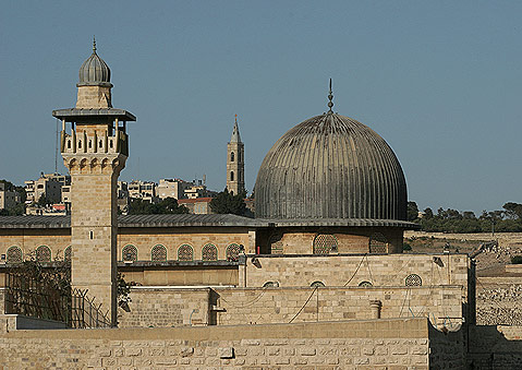 Warga Yahudi Serang Masjid Al Aqsa