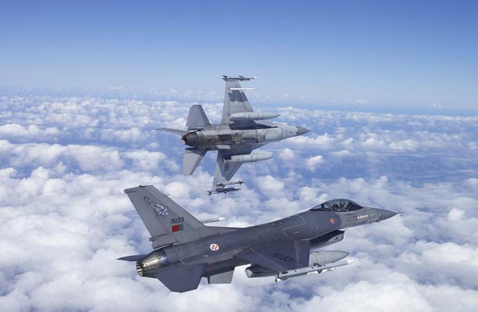 4 Fighting Falcon Portugal Ambil Alih Langit Baltik