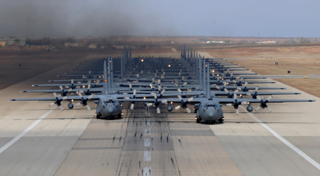 US AIR FORCE WEEK IN PHOTOS – 12 DESEMBER 2014