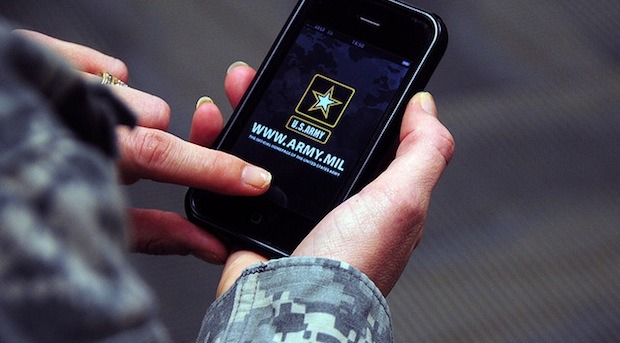 Militer AS Diminta Cek Akun Facebook dan Twitter