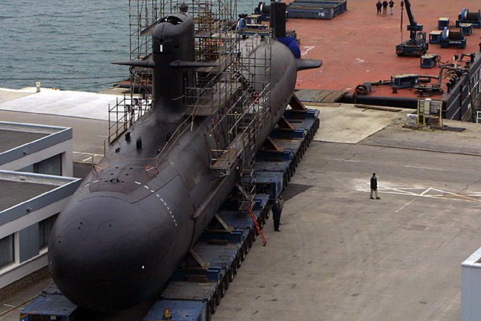 India Masih Berjuang Membuat Kapal Selam Kelas Scorpene Layak Melaut