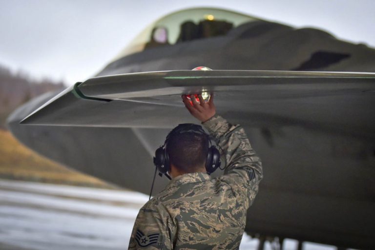 F-35 Takkan Berguna, Australia Harus Bisa Beli F-22