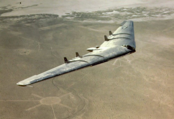 Nasib Buruk dan Aneh Bomber YB-49