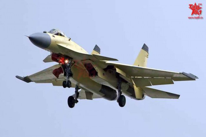 J-11D Hanya Dekati Kemampuan Su-35 Model Pertama