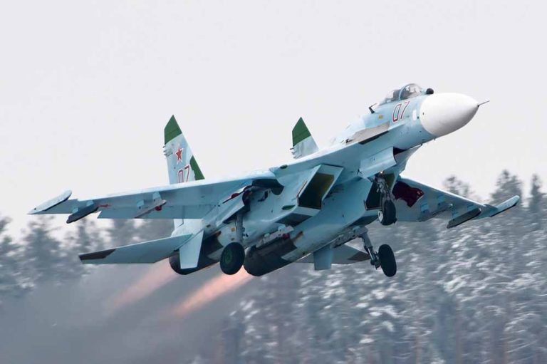 Apakah Su-27 Flanker Masih Menakutkan?