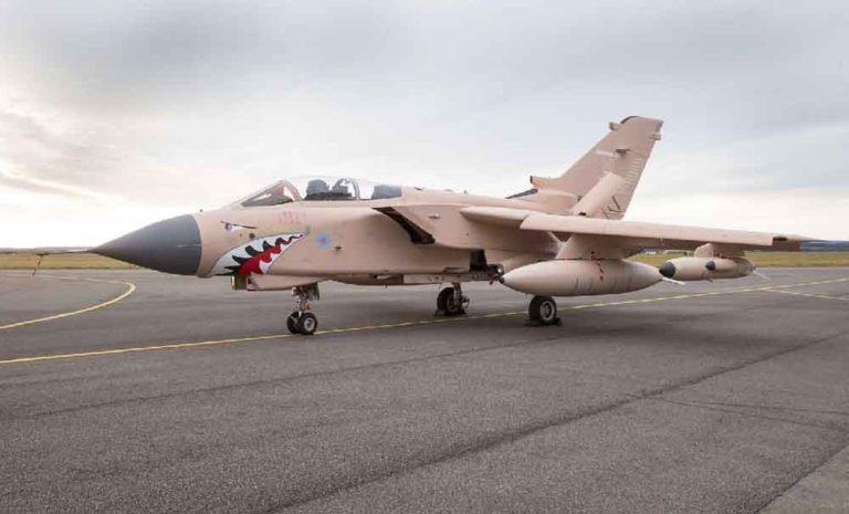 Biar Pink Centil, Tampang Tornado GR4 Tetap Garang