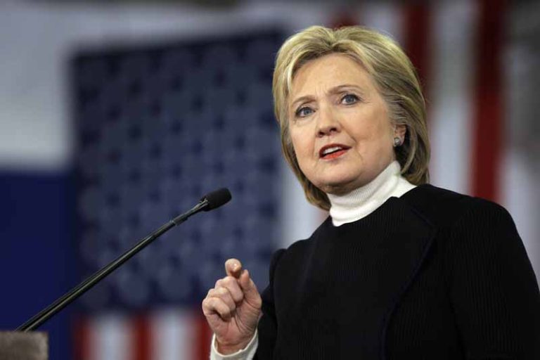 Catat Sejarah, Hillary Rebut Kursi Capres Demokrat