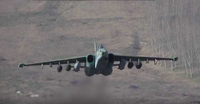 Wuzzz, Nyaris Ditabrak Su-25