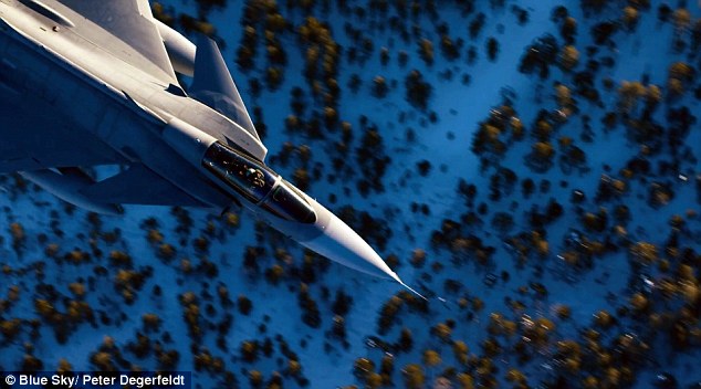 Tidak Pernah Gripen Terlihat Secantik Ini