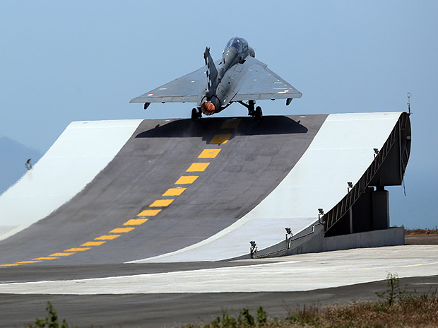 Angkatan Laut India Tak Mau Gunakan Tejas