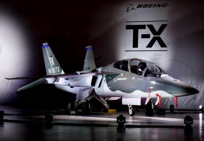 Boeing T-X, Mengambil Desain F-104 Hingga F-22