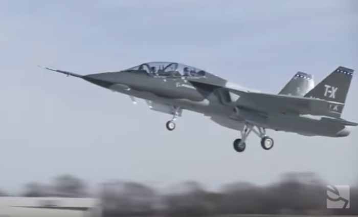 55 Menit Pertama Boeing T-X