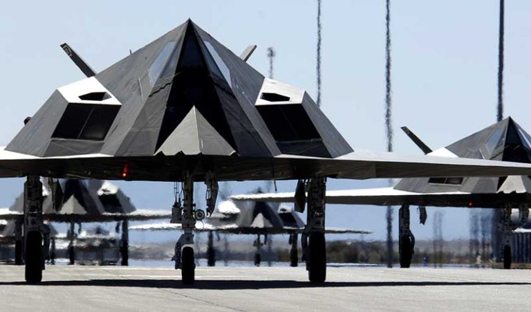 F-117, Kisah Misterius Siluman Pertama