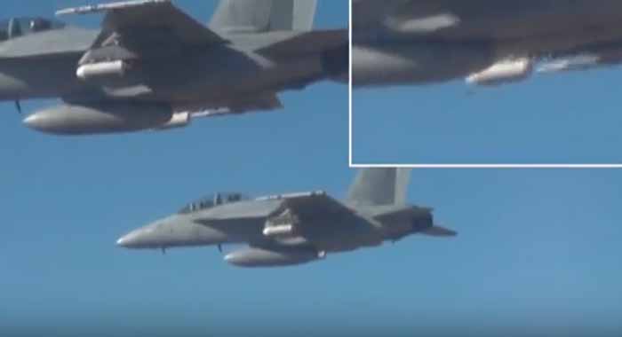 3 Super Hornet Rilis Gerombolan 103 Drone