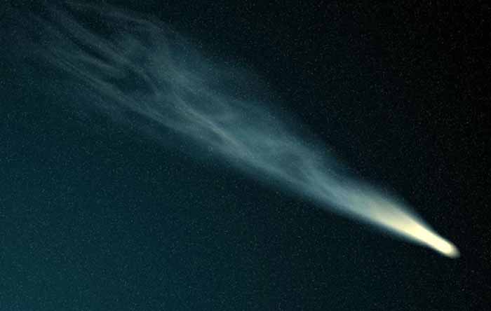 Sebuah Asteroid Hampir Menabrak Bumi