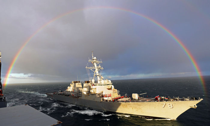 Sebelum Serang Suriah, USS Porter dan USS Ross Harus Sprint Dua Hari