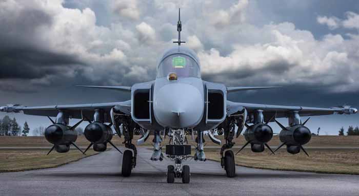 Swedia Geser Gripen Tua ke Peran Pelatih