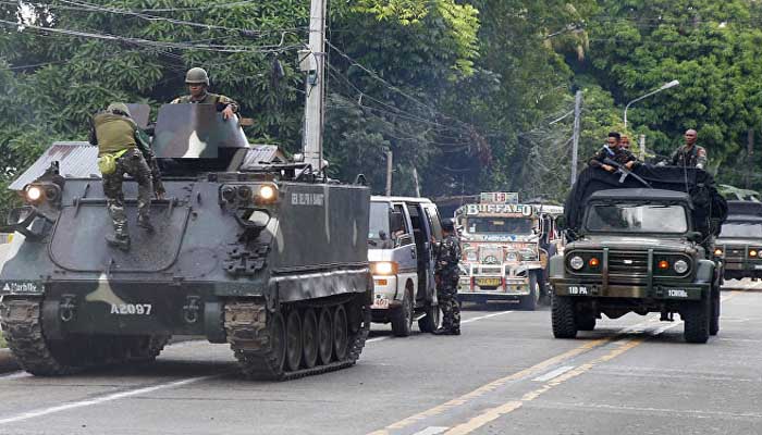 Militer Filipina Hadapi Perlawanan Sengit Perempuan dan Anak-Anak Merawi