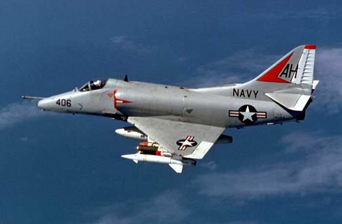 A-4 Skyhawk, Medan Perang Adalah Pembuktian