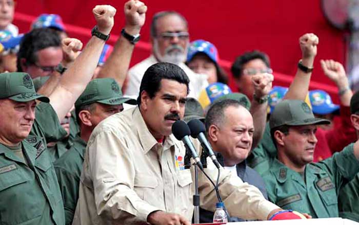 Maduro Minta Tentaranya Bersiap Hadapi Serangan Amerika