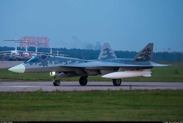 Su-57 Terbaru Tampil Beda