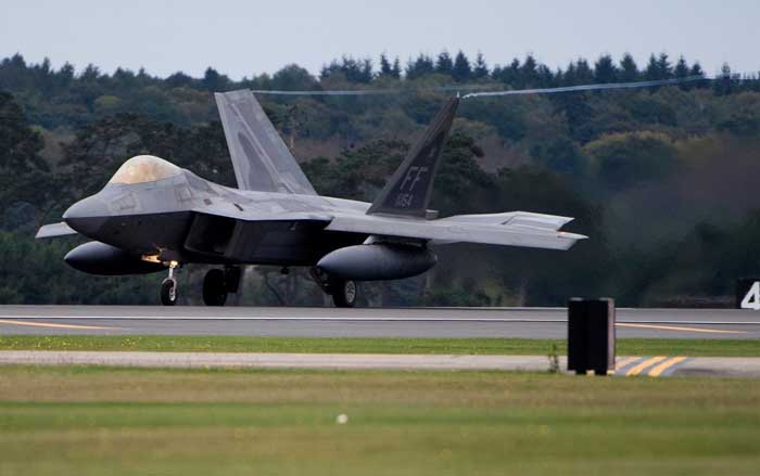 Maunya Kirim Pesan Keras ke Kim, F-22 Raptor Malah Rusak