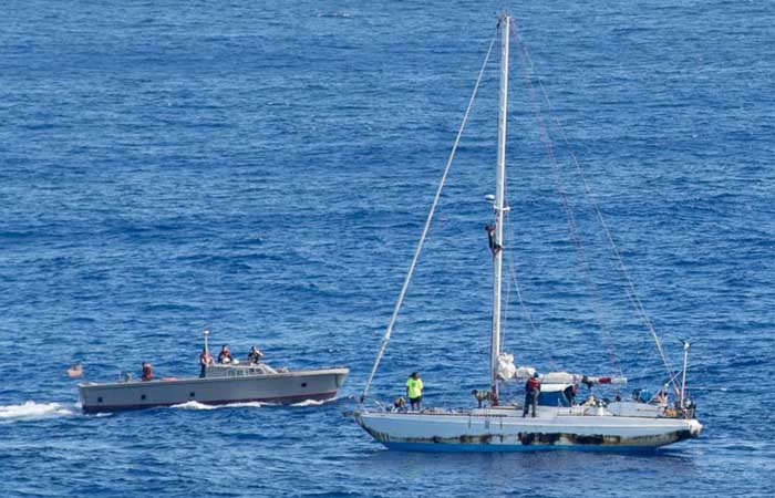 5 Bulan Tersesat di Laut, 2 Wanita Diselamatkan US Navy