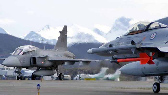 F-16 Atau Gripen? Slowakia Segera Putuskan