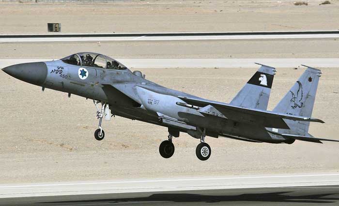 Israel Merombak F-15D Tua yang Dibuang Amerika Menjadi Eagle Mematikan