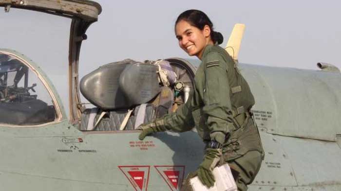 Avani Chaturvedi Jadi Pilot Jet Tempur Perempuan Pertama India