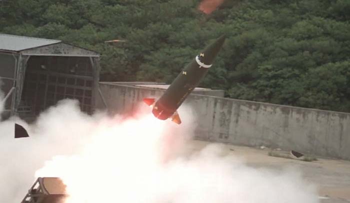 Korea Selatan Sebarkan Rudal Pembunuh Artileri Untuk Hancurkan Bunker Korea Utara