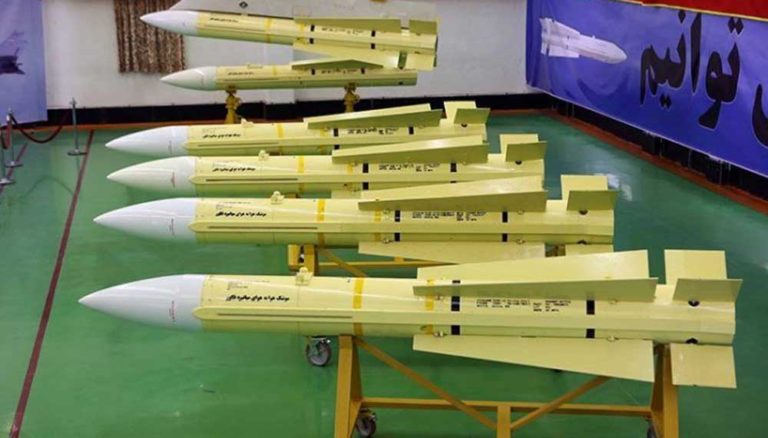 Iran Mulai Produksi Massal Salinan Rudal AIM-54 Phoenix Amerika