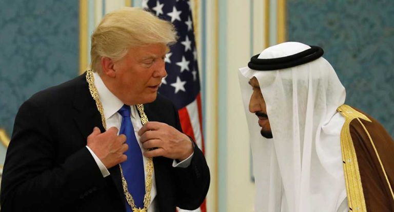 Trump dan Raja Salman Sepakat Mencari Solusi Permanen dan Adil  untuk Palestina