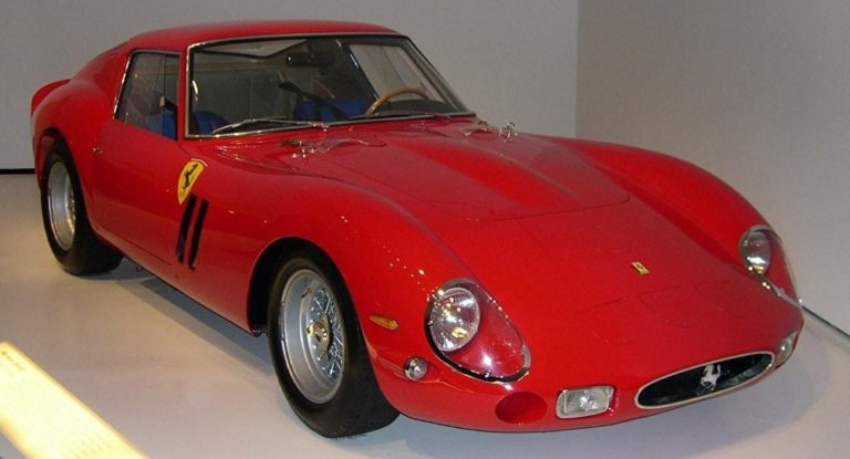 Rekor Lelang, Ferrari Tua Ini Terjual Rp706 Miliar