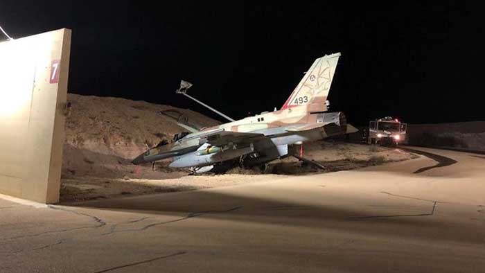 Banting Setir untuk Menghindari Tabrakan dengan Pesawat Lain, F-16 Israel Tersungkur