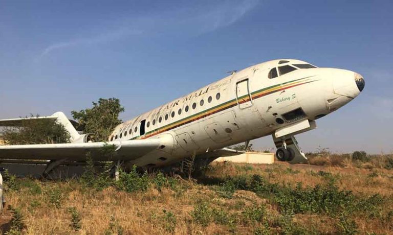 Belanda Berjuang Membawa Pulang Fokker F28 Tertua di Dunia Ini